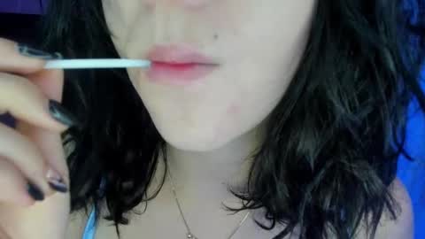 Snapshot of agnes_21 chatting on September 13, 2025, 12:27 pm  ines  online show from September 13, 2025, 12:27 pm