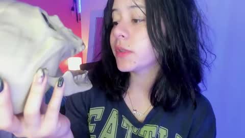 Snapshot of agnes_21 chatting on September 19, 2025, 1:34 pm  ines  online show from September 19, 2025, 1:34 pm