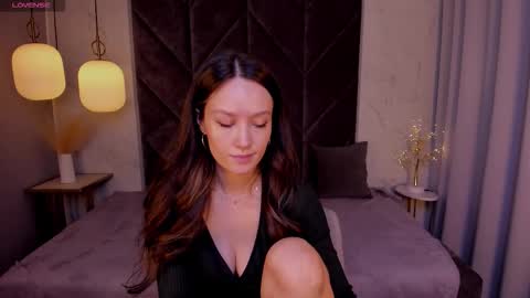 Snapshot of agnes_sky chatting on October 29, 2025, 10:06 am Agnes online show from October 29, 2025, 10:06 am