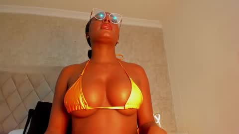 Agnes Bailey online show from February 7, 2025, 1:15 am