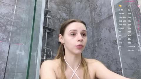 agnessi_ online show from October 19, 2025, 5:19 am