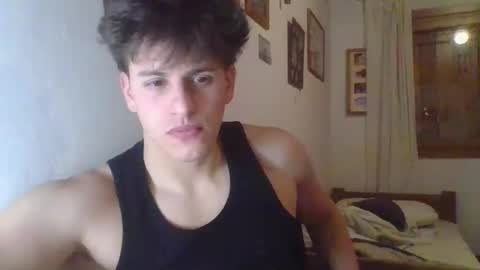 agusssx online show from September 13, 2025, 6:24 am