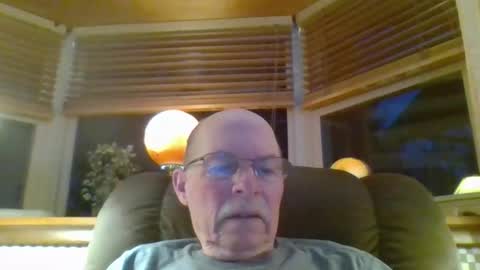 aguynrkfrd online show from May 4, 2026, 10:00 am
