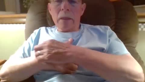 aguynrkfrd online show from May 11, 2026, 9:15 am
