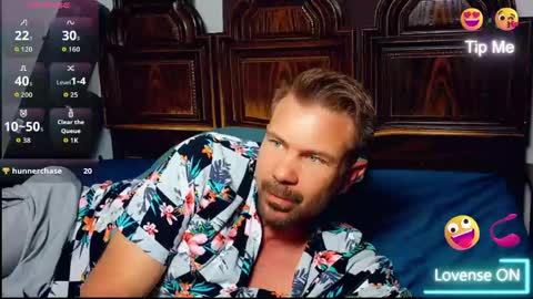 Snapshot of ahardman10 chatting on April 30, 2026, 1:12 am Blue Eyed Handsome Man online show from April 30, 2026, 1:12 am