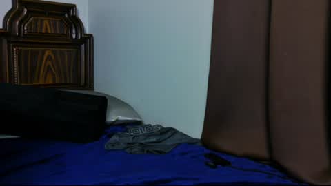 Snapshot of ahardman10 chatting on June 27, 2026, 11:10 pm Blue Eyed Handsome Man online show from June 27, 2026, 11:10 pm