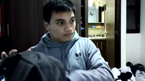 Snapshot of ahntony__69 chatting on December 5, 2024, 1:47 am ahntony  69 online show from December 5, 2024, 1:47 am