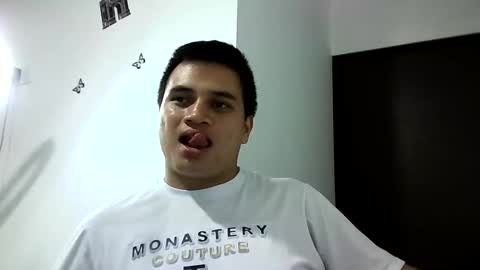 Snapshot of ahntony__69 chatting on January 20, 2025, 4:32 am ahntony  69 online show from January 20, 2025, 4:32 am