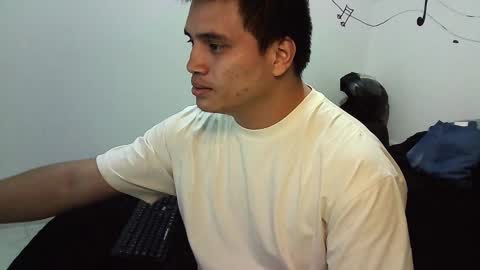 Snapshot of ahntony__69 chatting on March 3, 2025, 10:42 pm ahntony  69 online show from March 3, 2025, 10:42 pm