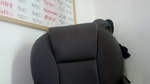 Snapshot of ahntony__69 chatting on October 27, 2025, 7:56 am ahntony  69 online show from October 27, 2025, 7:56 am
