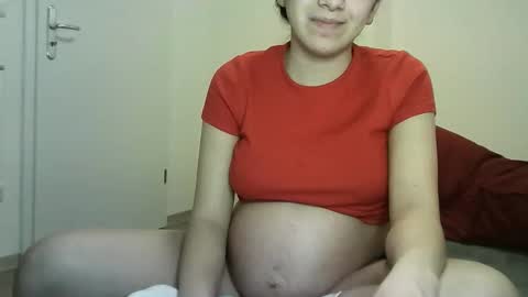 Selena online show from January 15, 2026, 5:27 pm