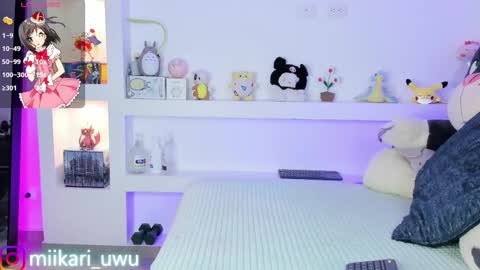 Snapshot of ahri_elderwood chatting on February 10, 2025, 4:30 am Ahri help me get to 100 online show from February 10, 2025, 4:30 am