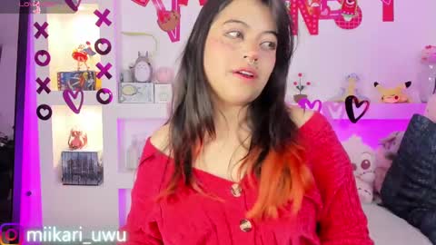 Snapshot of ahri_elderwood chatting on February 15, 2025, 5:30 am Ahri help me get to 100 online show from February 15, 2025, 5:30 am