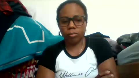 Aicha boobs online show from June 17, 2026, 10:17 am