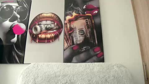 Aida  online show from October 23, 2025, 8:18 pm