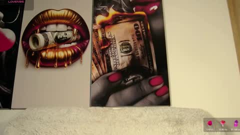 Aida  online show from October 25, 2025, 8:55 am