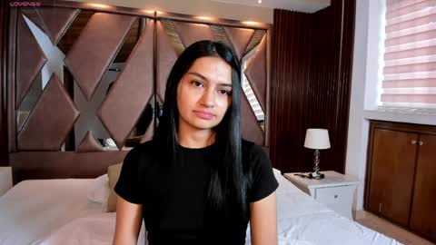 aidajoness online show from May 7, 2026, 11:59 am