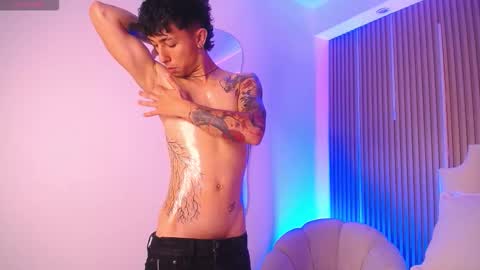 Snapshot of aiden_rivers_ chatting on March 6, 2026, 1:18 pm Aiden online show from March 6, 2026, 1:18 pm