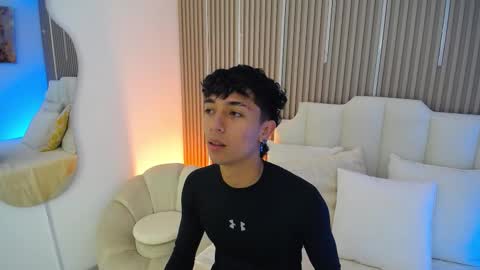 Snapshot of aiden_rivers_ chatting on March 9, 2026, 12:53 pm Aiden online show from March 9, 2026, 12:53 pm