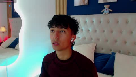 Snapshot of aiden_rivers_ chatting on March 28, 2026, 1:11 pm Aiden online show from March 28, 2026, 1:11 pm