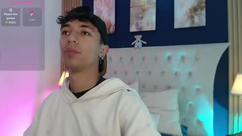 Snapshot of aiden_rivers_ chatting on April 4, 2026, 12:46 pm Aiden online show from April 4, 2026, 12:46 pm