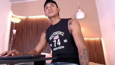 Aiden online show from October 1, 2025, 1:06 pm