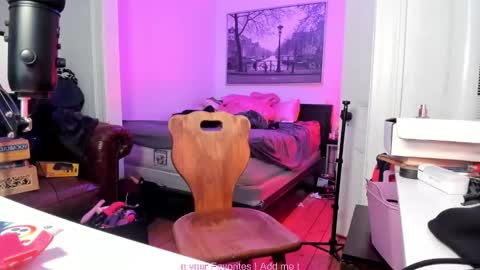 Montrals best BBW online show from March 12, 2025, 3:29 pm