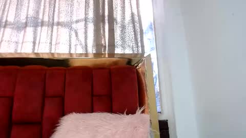 Snapshot of aiko_sakura chatting on June 7, 2026, 12:53 pm aiko_sakura online show from June 7, 2026, 12:53 pm