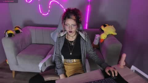 Snapshot of aikoo__ chatting on May 26, 2026, 9:33 pm Aiko online show from May 26, 2026, 9:33 pm