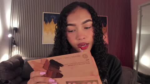 Alisson online show from February 1, 2025, 7:44 pm