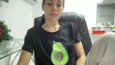 Aile online show from December 4, 2024, 11:46 pm