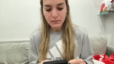 Aile online show from January 26, 2025, 1:52 am