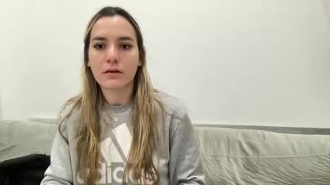 Aile online show from January 26, 2025, 8:45 pm