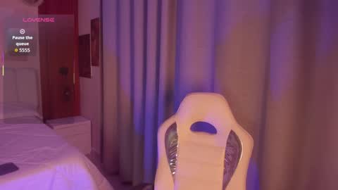   online show from February 10, 2026, 2:04 am