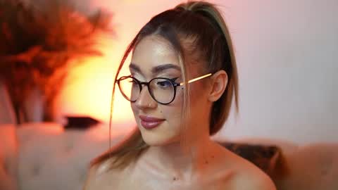  Aileen  online show from June 10, 2026, 8:41 pm