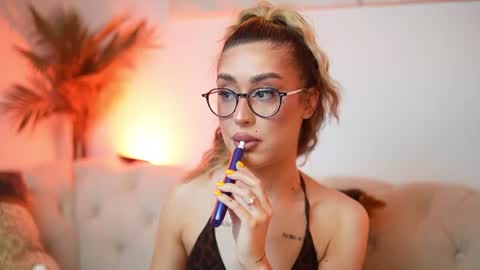  Aileen  online show from August 5, 2026, 8:44 pm
