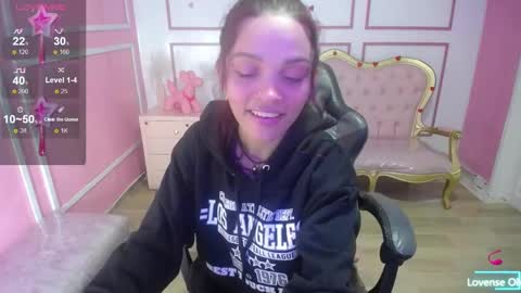 Ailen online show from December 20, 2024, 4:42 am