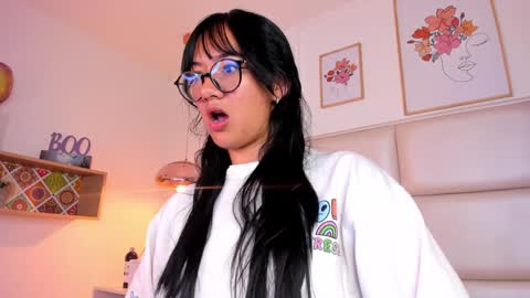 Snapshot of aily_yozuko chatting on January 17, 2025, 9:39 am Aily Yozuko online show from January 17, 2025, 9:39 am