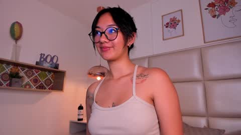 Snapshot of aily_yozuko chatting on January 28, 2025, 10:34 am Aily Yozuko online show from January 28, 2025, 10:34 am