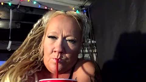 Snapshot of aim2pleaze2024 chatting on November 17, 2025, 9:48 am Aimhigher online show from November 17, 2025, 9:48 am