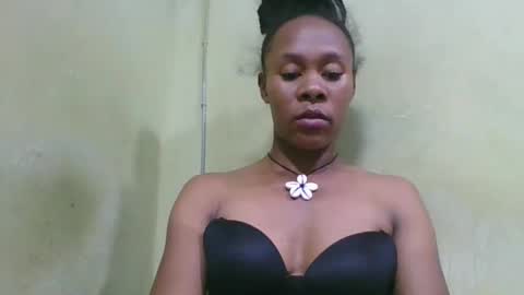 aimee982179 online show from April 21, 2026, 3:17 pm