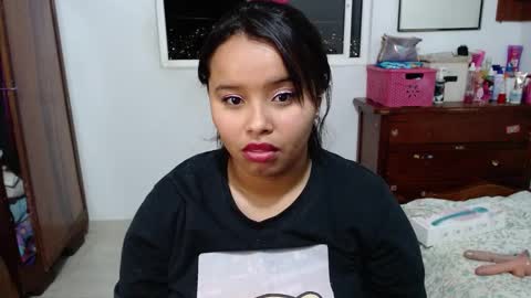 Snapshot of ainara__stone chatting on December 30, 2024, 1:04 am AINARA LIZ online show from December 30, 2024, 1:04 am