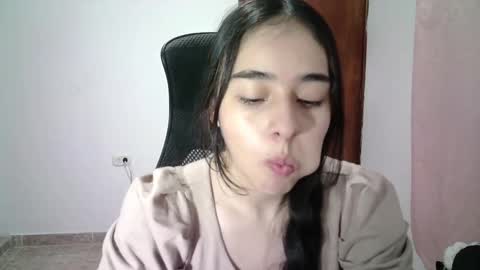 AINE online show from October 3, 2025, 2:41 am