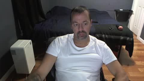 Daddy online show from December 1, 2024, 10:43 pm