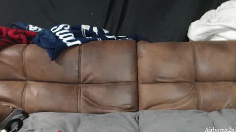 Leo  Airborn  Sir  Daddy online show from November 19, 2025, 5:18 am