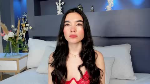 airi  online show from February 25, 2025, 5:04 pm