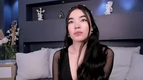 airi  online show from February 28, 2025, 1:47 pm