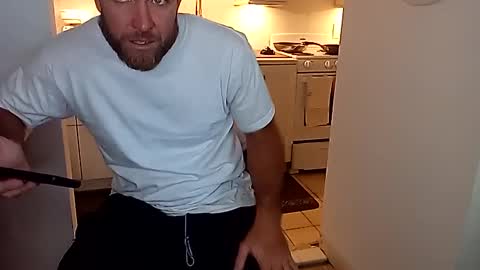 Mikea online show from January 13, 2025, 3:47 pm