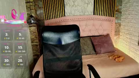 aisha__cambell online show from April 13, 2026, 10:10 am