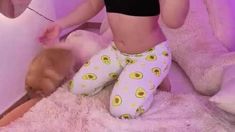 Ash             INDEPENDET MODEL  online show from December 19, 2025, 3:13 am